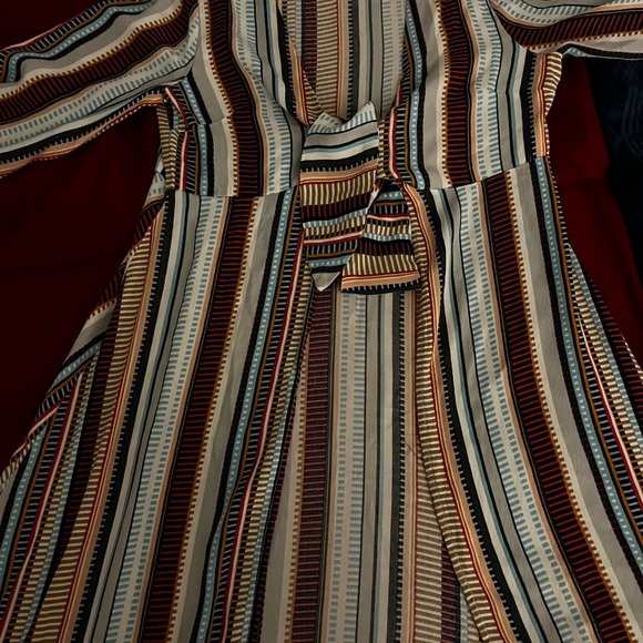 Duster open front tie can be worn with T-shirt jeans and sanders floor length - Picture 2 of 2